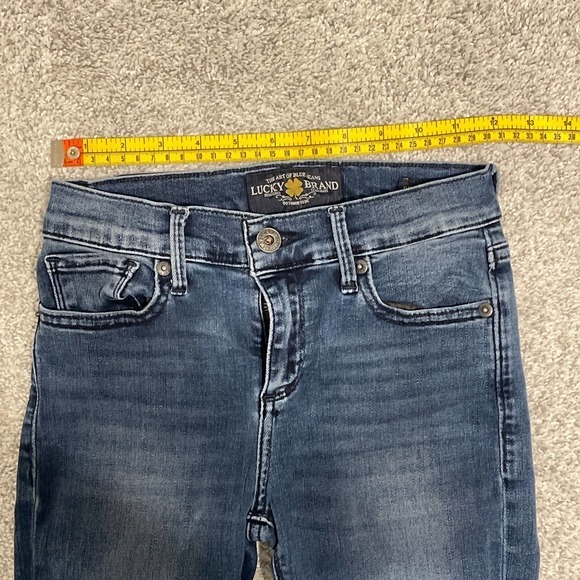 Lucky Brand Brooke Legging Jean Size 00 Distressed Pre-owned - Picture 11 of 13